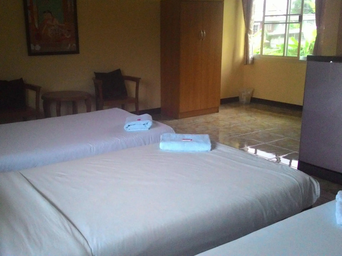 Phoemphoon 2 Hotel
