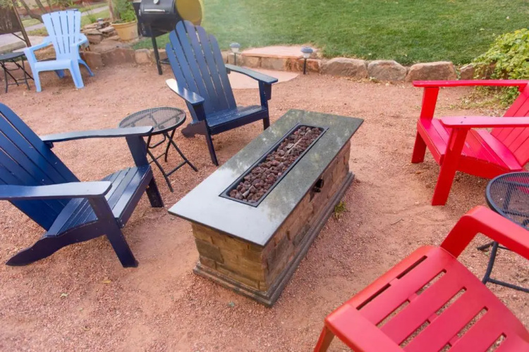Red Rock Inn