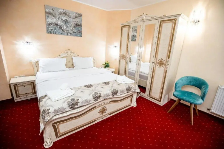 Artemis Villa