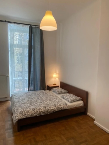 3 Bed Flat - Sleeps 10 - Pets - Smoking - Parking