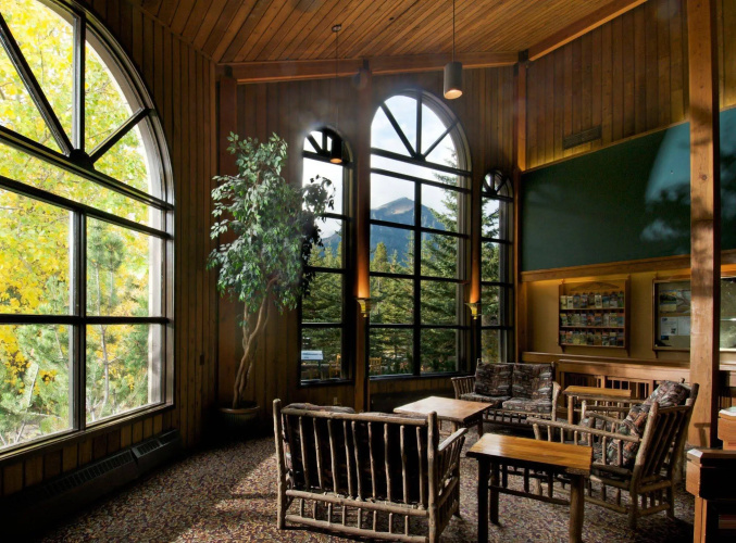 Lake Louise Inn photo 9