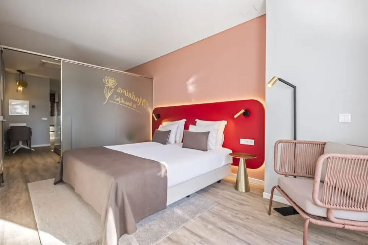 King David Suites 102 by Homie
