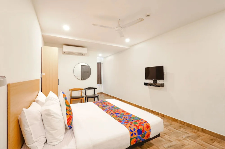 Fabhotel Perfect Stays