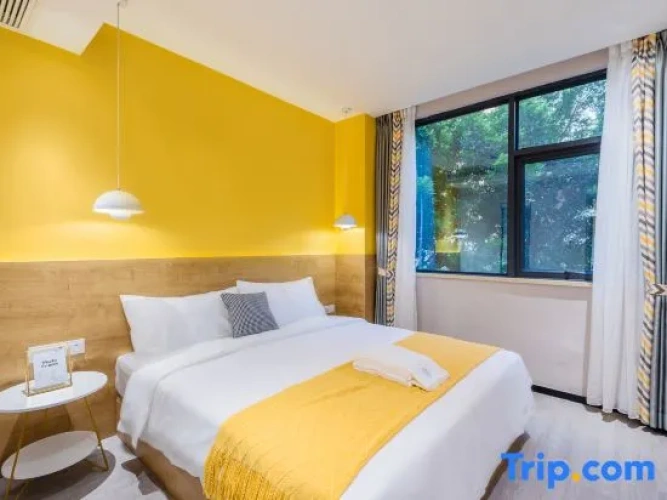 2 Bedrooms Quadruple Family Suite