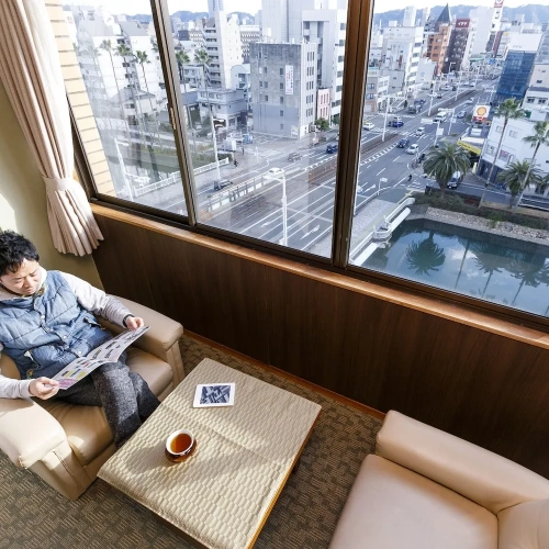 4 Bedrooms Standard room with river view