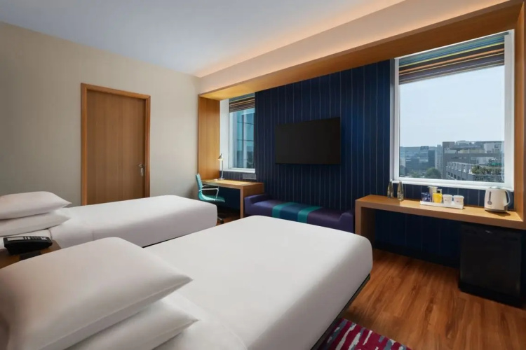 Standard Twin Club room