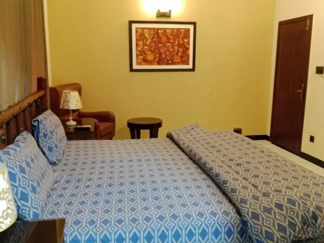 Varano Guest House