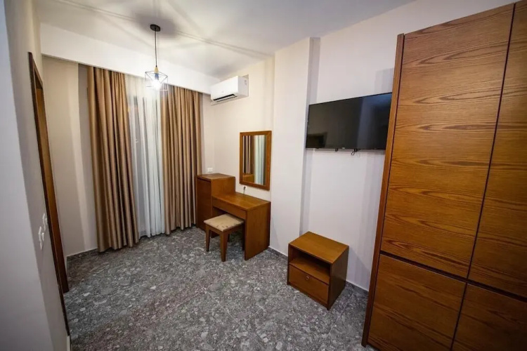 Hotel Center
