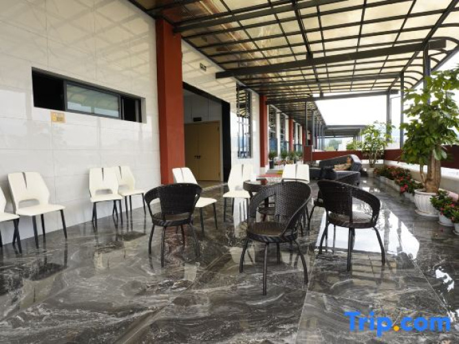 Qifeng Hotel (Washan Fengcheng Branch)