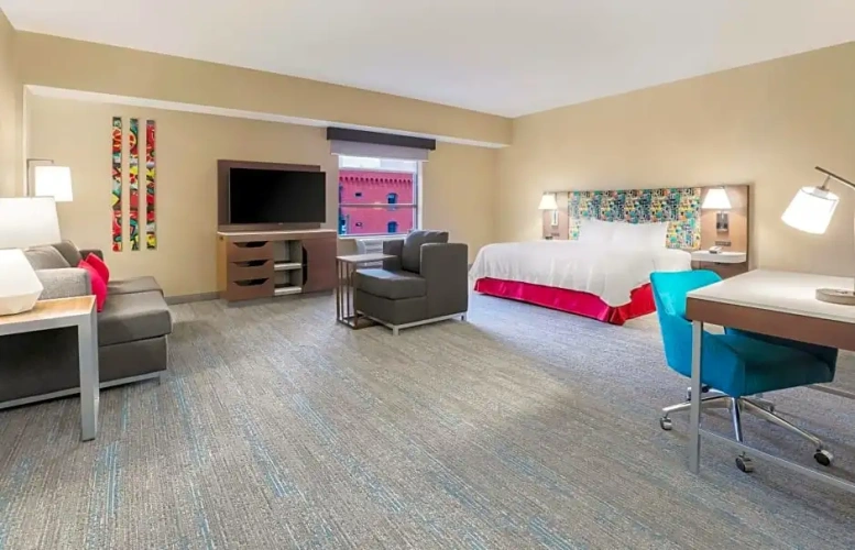 Double Studio Suite with city view