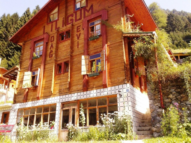 Ayder Liligum Dag Evi