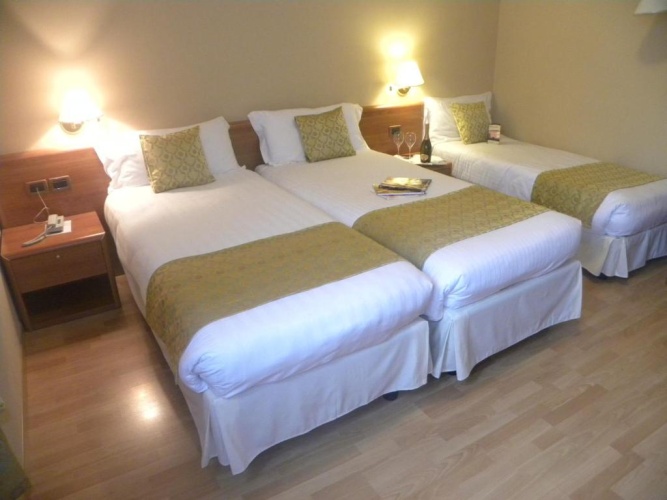 Superior Triple room