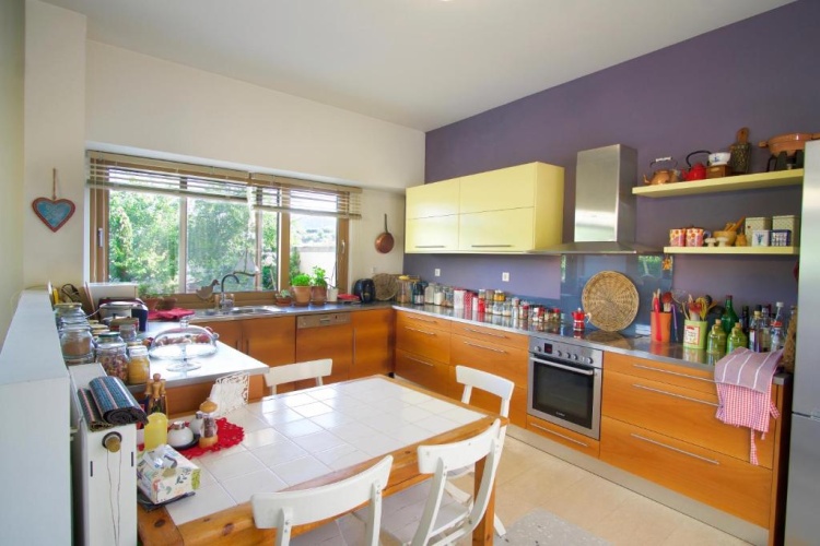 2 Bedrooms Villa