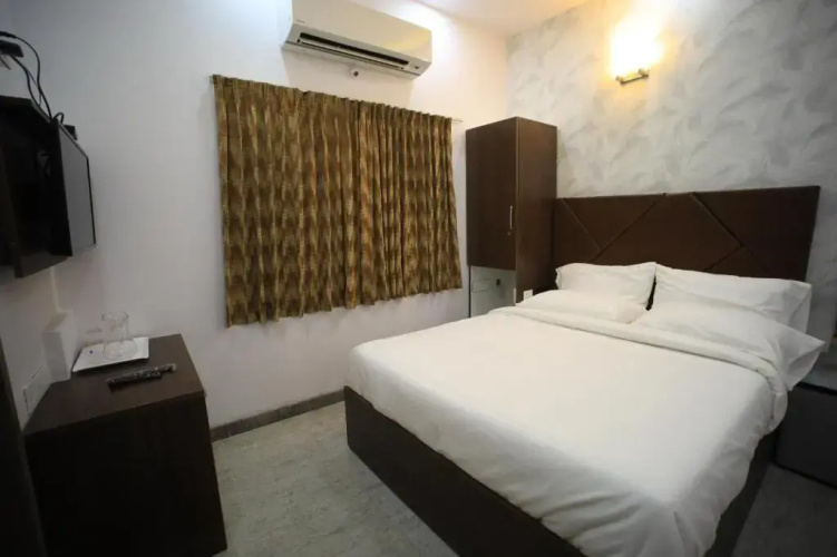 Domus Regency by ShriGo Hotels