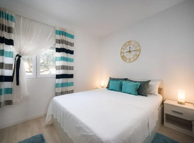 Beautiful Apartment With Parking Space