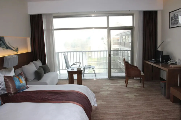 Pingtian Peninsula Hotel