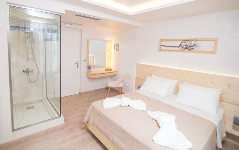 Panellinion Luxury Rooms