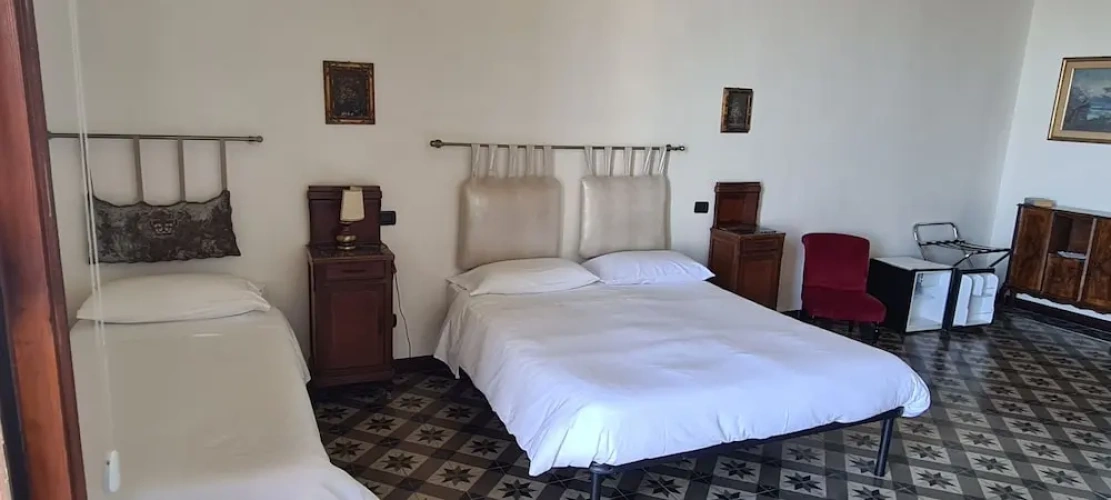 Superior Quadruple room