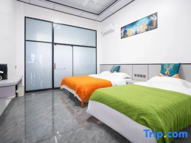 Standard Twin Family room
