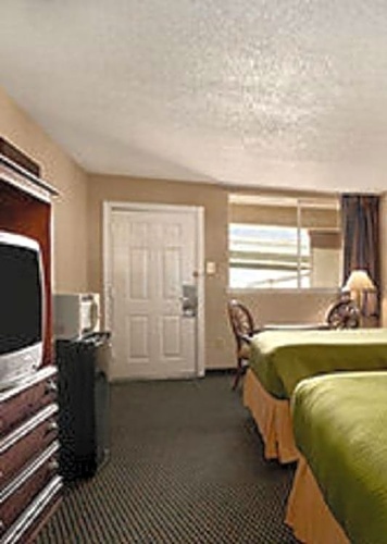Deluxe Quadruple room