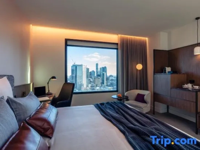 Next Level Double room with city view