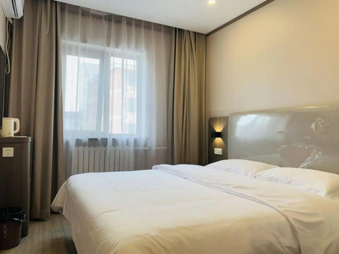 Ruifu Yingbin Hostel