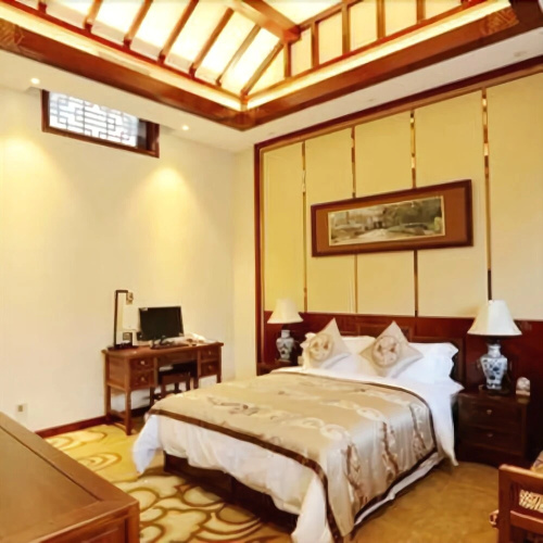 Chong Ning Castle Hotel