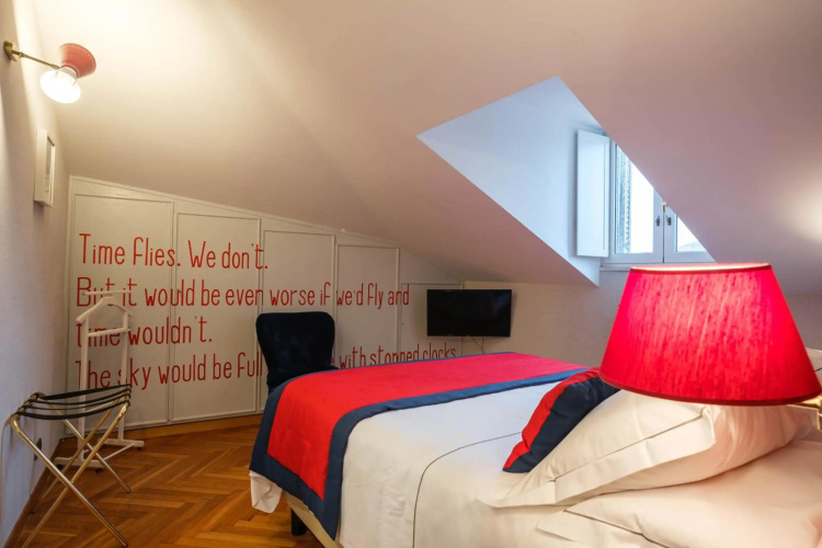 Vicario Suites