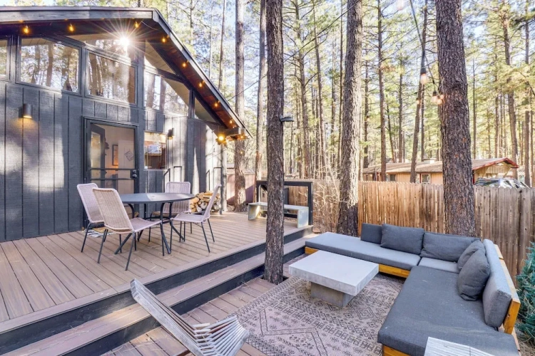 2 Bedrooms Cottage