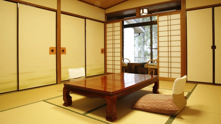 Standard Twin room with mountain view