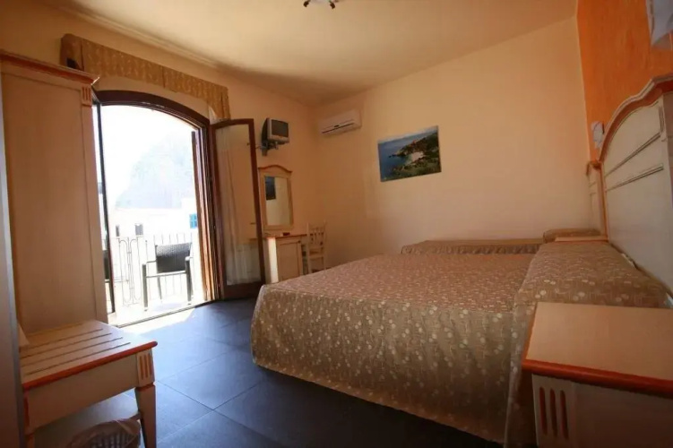 Amaryllis Hotel
