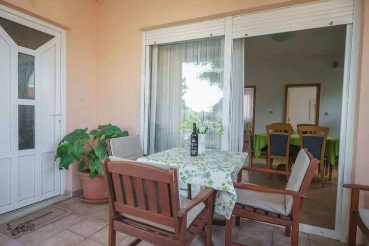 Apartment Nedoklan