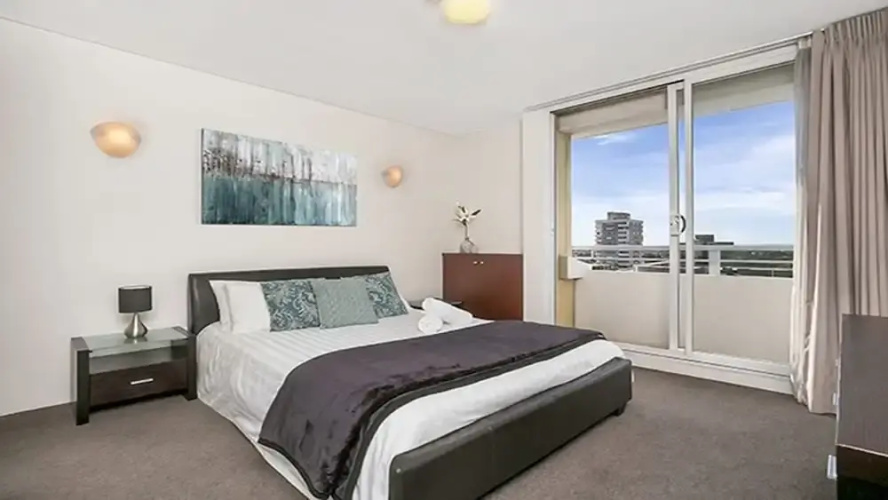 The Apartment Service MPOLE