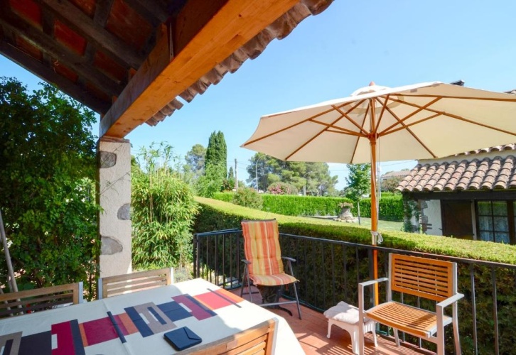 3 Bedrooms Villa