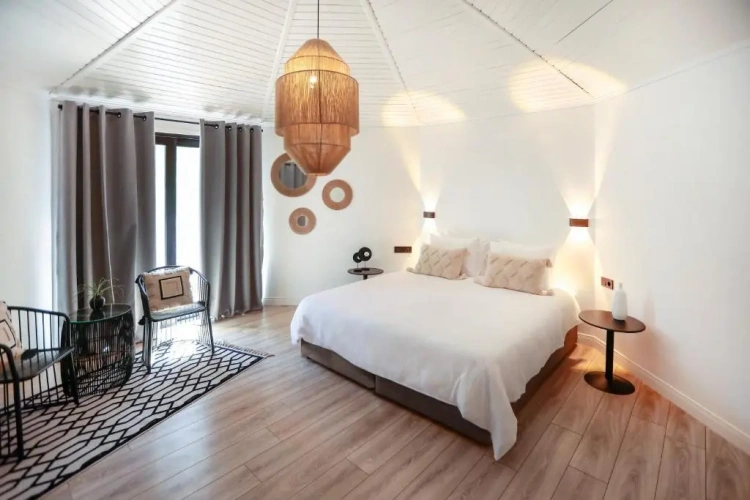 Deluxe Bungalow with view