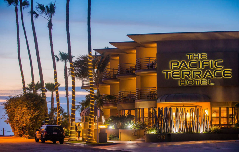 Pacific Terrace Hotel photo 25