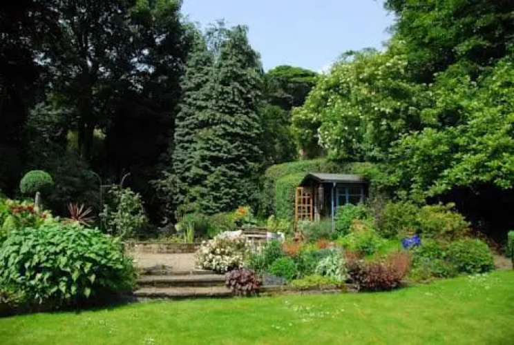 Woodlands Guest House