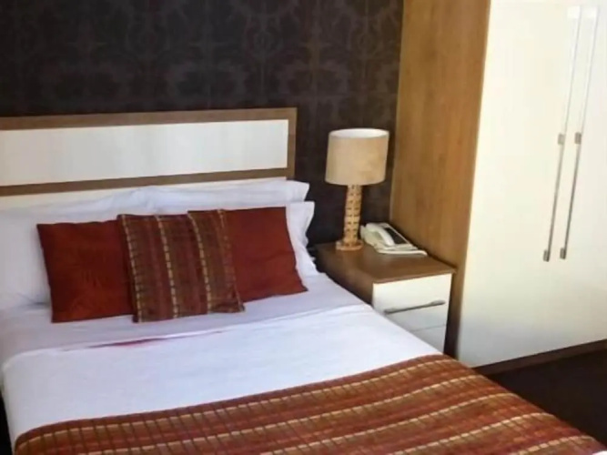 White Lady Hotel