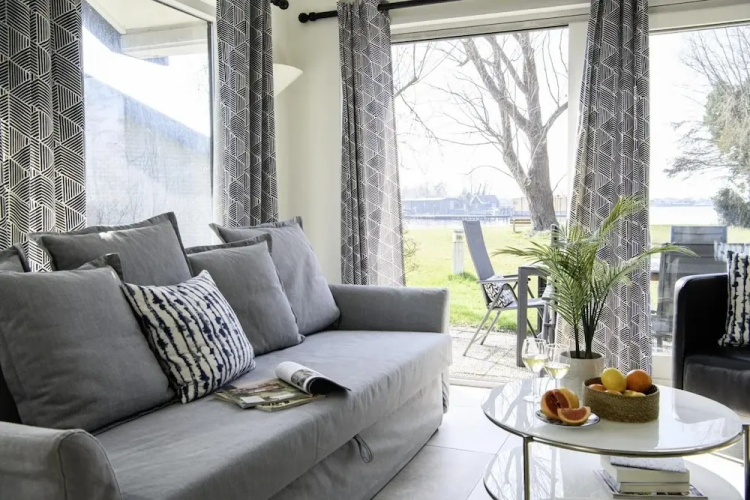Private Island Bungalow Stay