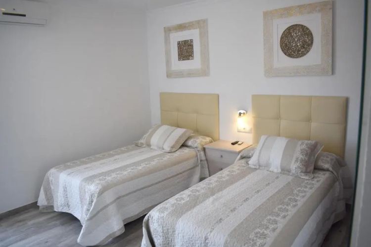 Iznájar Suites