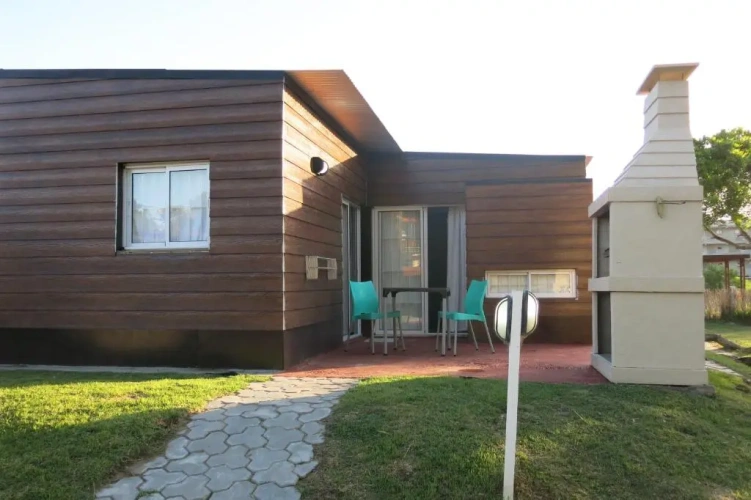 Apartment with garden view
