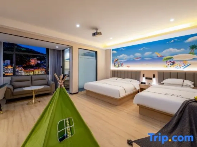 Family Tent with river view