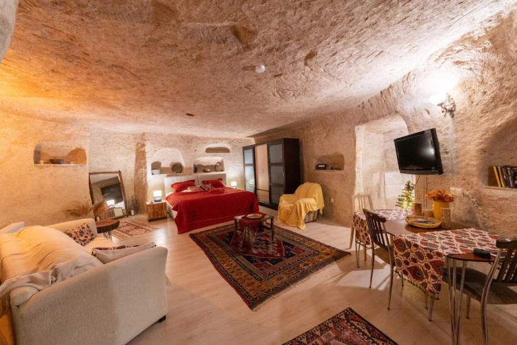 Cappadocia Deep Cave House