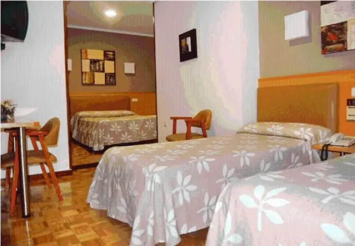 Standard Triple room with balcony