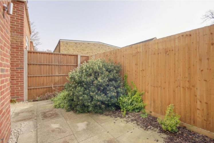 4 Bedrooms Double Cottage