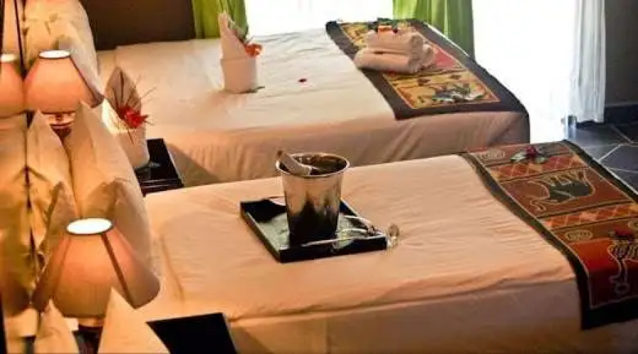 Kamanga Safari Hotel