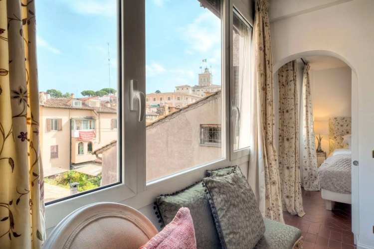 RSH Spanish Steps Apartments