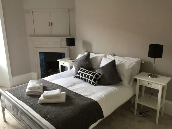 Great Location 2 Bed West End Flat