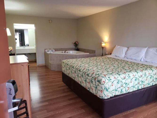 Standard Double Basement room