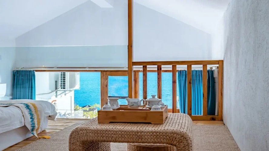 Deluxe Family Suite